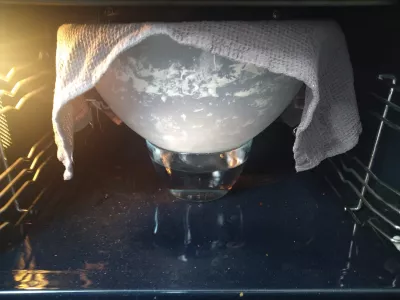 ふわふわココパンのレシピ-ビーガンタヒチ料理 : オーブンで膨らむココパン生地ボール